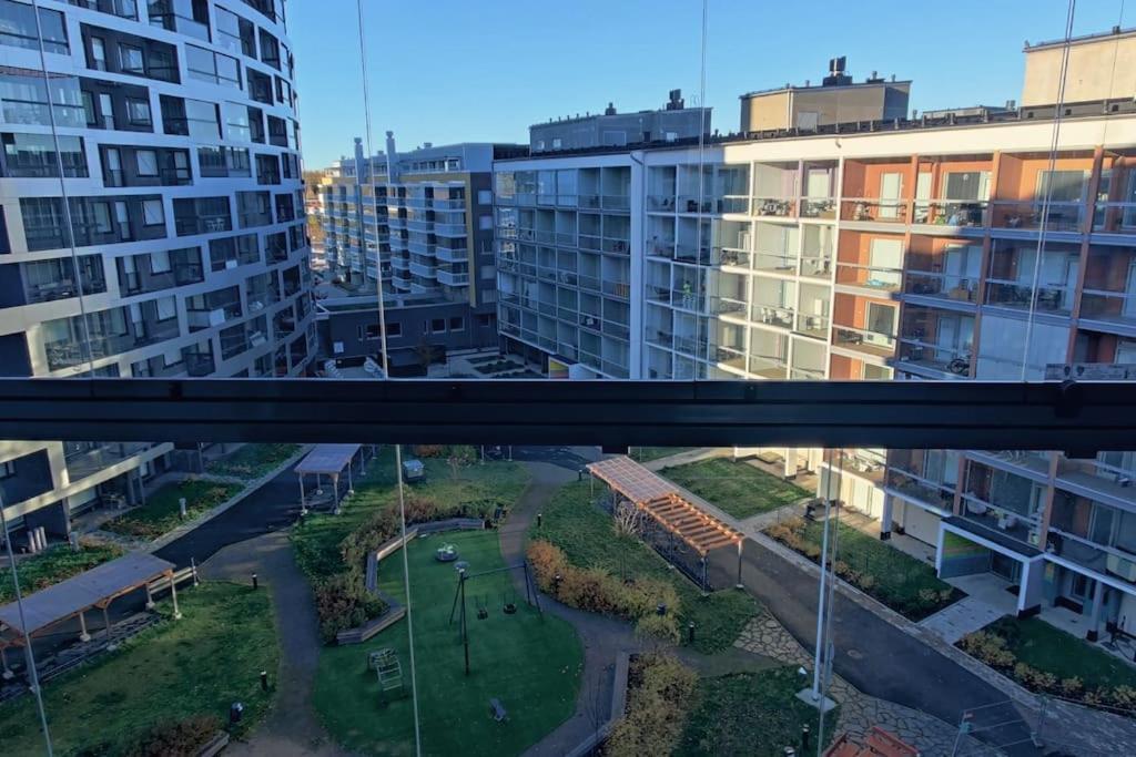 New Studio Cherry Near Helsinki Airport In Kivistoe Vanda Eksteriør bilde