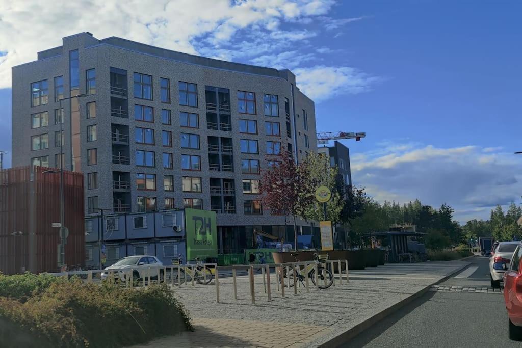 New Studio Cherry Near Helsinki Airport In Kivistoe Vanda Eksteriør bilde